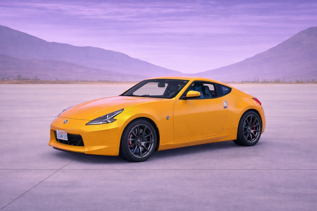 ZR390 — yellow sports coupe